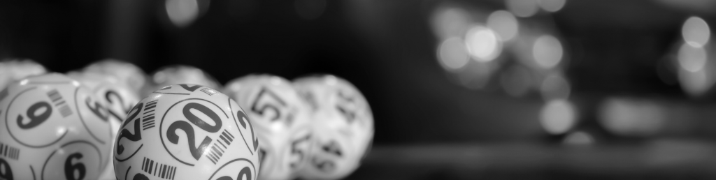 bolillas de sorteo. haciendo referencia a la practica realizada para rendir un examen.